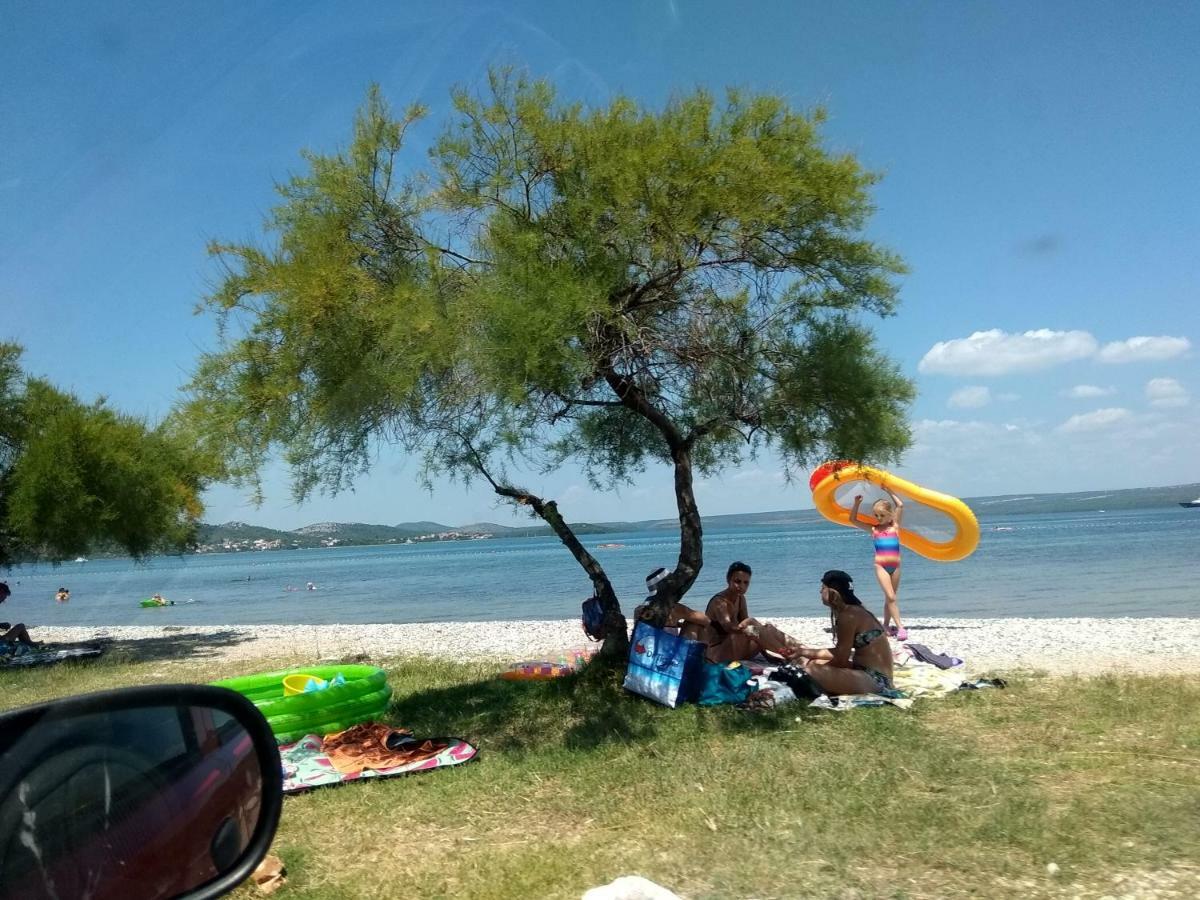 דירות ביליצה Neva מראה חיצוני תמונה